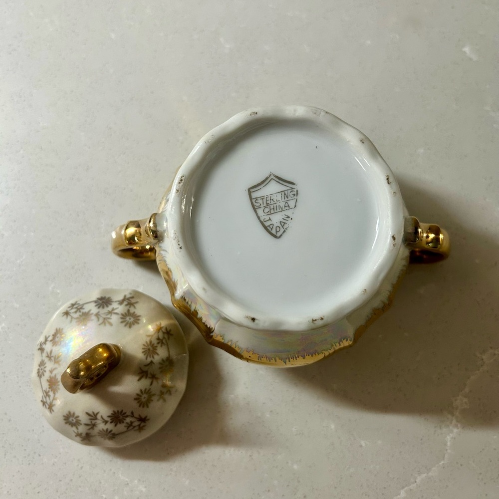 Elegant Gold-Trim Porcelain Tea Set - 3-Piece Coffee/Tea Service - Picture 8 of 16